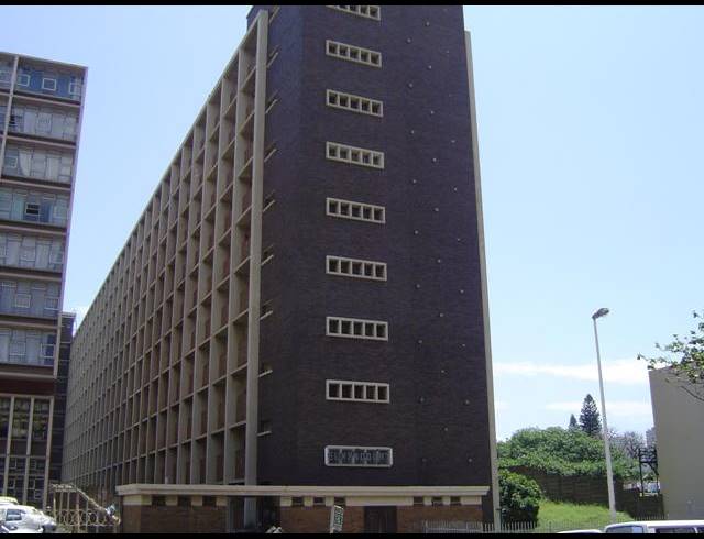 1.5 BEDROOM APARTMENT FOR SALE IN POINT